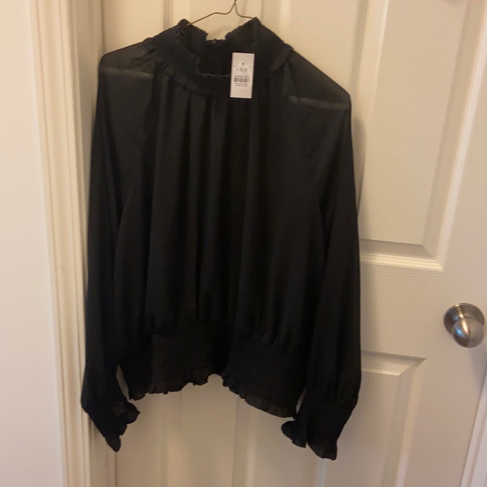 COPY - New w/ tags black Ann Taylor shirt in size…